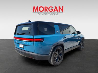 2023 Rivian R1S - Photo 3