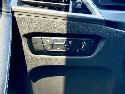 2025 BMW M2 - Photo 33