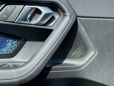 2025 BMW M2 - Photo 22