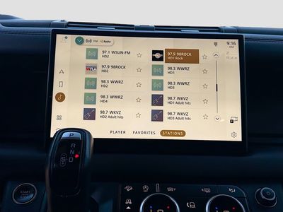 2023 Land Rover Defender - Photo 29