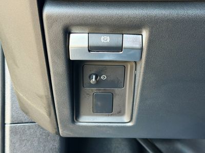 2023 Land Rover Defender - Photo 33