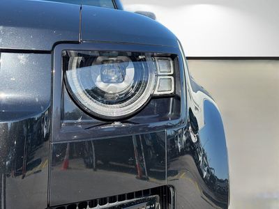 2023 Land Rover Defender - Photo 9