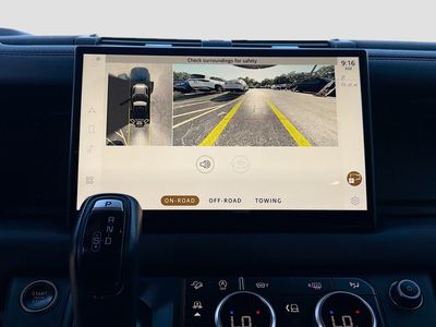2023 Land Rover Defender - Photo 31