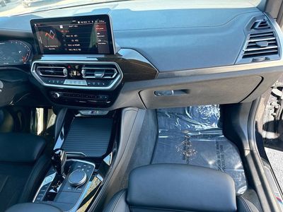 2024 BMW X4 - Photo 18
