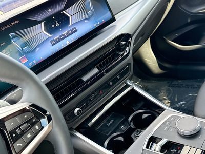 2025 BMW 2 Series - Photo 27