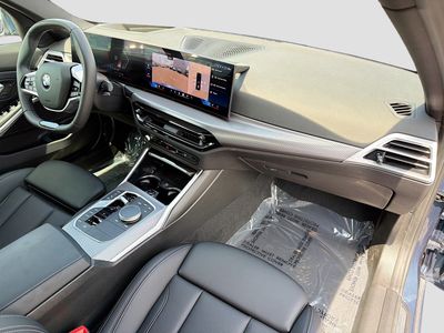 2025 BMW 3 Series - Photo 14
