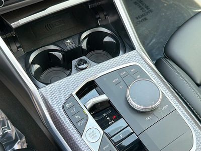 2025 BMW 3 Series - Photo 29