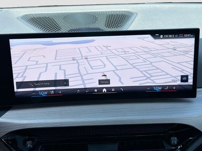 2025 BMW 3 Series - Photo 32