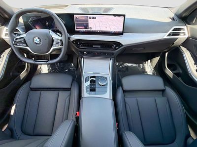 2025 BMW 3 Series - Photo 16