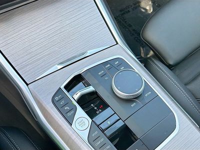 2025 BMW 3 Series - Photo 29