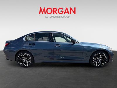 2025 BMW 3 Series - Photo 2