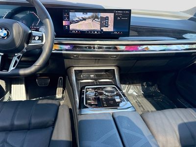 2026 BMW 7 Series — photo 19 view