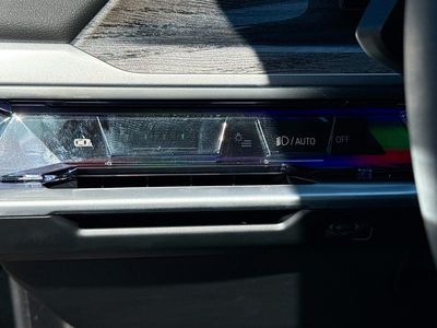 2026 BMW 7 Series — photo 35 view