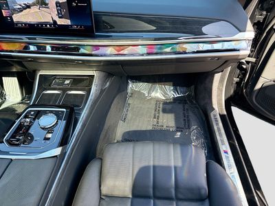 2026 BMW 7 Series — photo 18 view