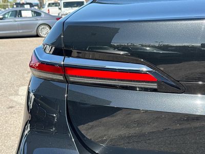 2026 BMW 7 Series — photo 10 view