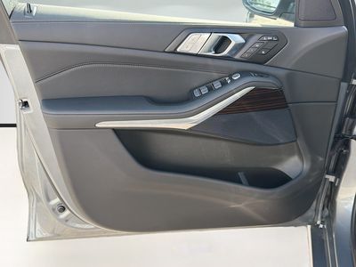 2026 BMW X7 - Photo 23