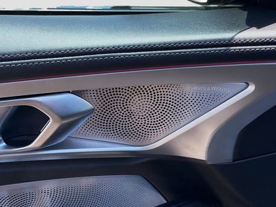 2023 BMW M8 — photo 23 view
