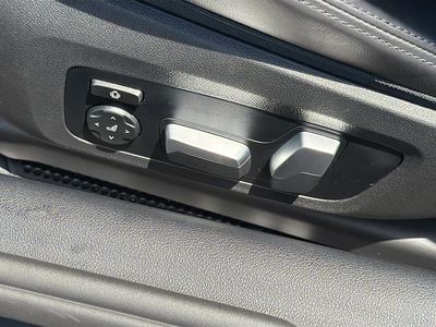 2023 BMW M8 — photo 24 view