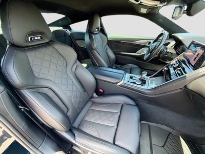 2023 BMW M8 — photo 15 view