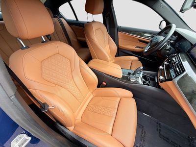 2023 BMW 5 Series - Photo 14