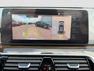 2021 BMW 5 Series - Photo 34