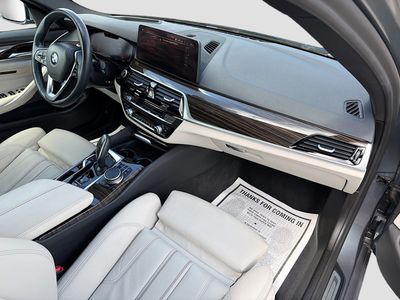 2021 BMW 5 Series - Photo 14