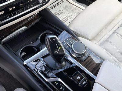 2021 BMW 5 Series - Photo 29