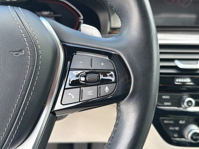 2021 BMW 5 Series - Photo 39