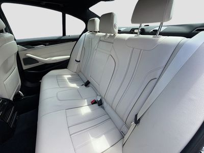 2021 BMW 5 Series - Photo 21