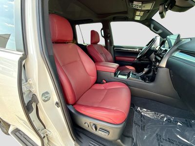 2023 Lexus GX - Photo 14