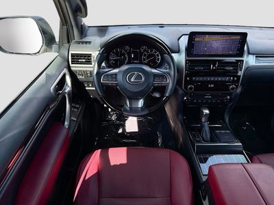 2023 Lexus GX - Photo 16