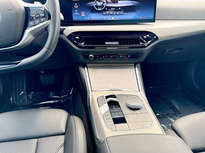 2025 BMW 3 Series - Photo 19