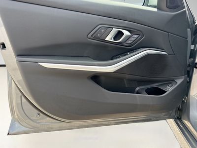 2025 BMW 3 Series - Photo 22