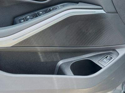 2025 BMW 3 Series - Photo 24
