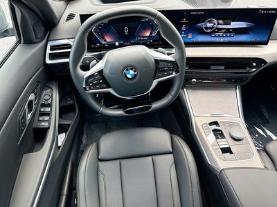 2025 BMW 3 Series - Photo 17