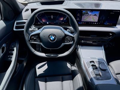 2026 BMW 3 Series - Photo 17