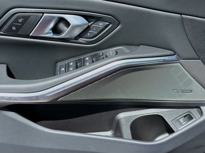 2025 BMW 3 Series - Photo 22