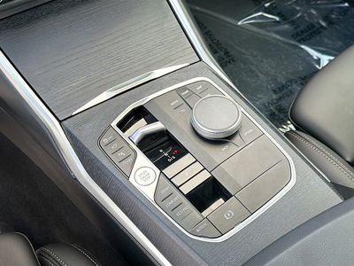 2025 BMW 3 Series - Photo 28