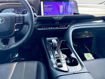 2024 Toyota Crown - Photo 18
