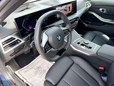 2025 BMW 3 Series - Photo 26
