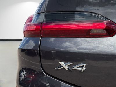 2025 BMW X4 - Photo 10