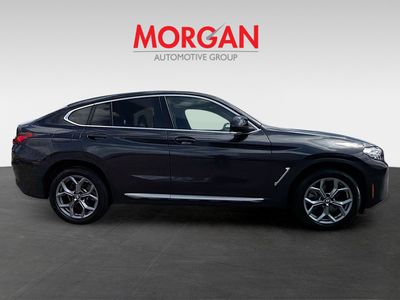 2025 BMW X4 - Photo 2