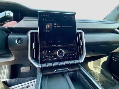 2024 GMC Acadia - Photo 33