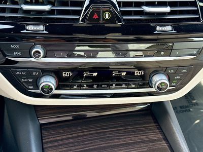 2023 BMW 5 Series - Photo 35