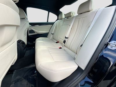 2023 BMW 5 Series - Photo 21