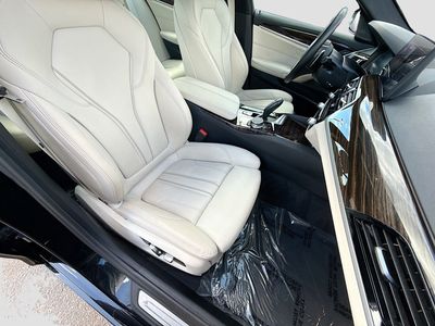 2023 BMW 5 Series - Photo 15