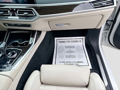 2021 BMW X7 - Photo 18