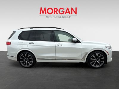 2021 BMW X7 - Photo 2