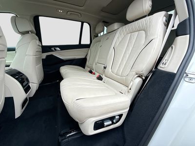 2021 BMW X7 - Photo 21