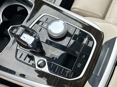 2021 BMW X7 - Photo 29